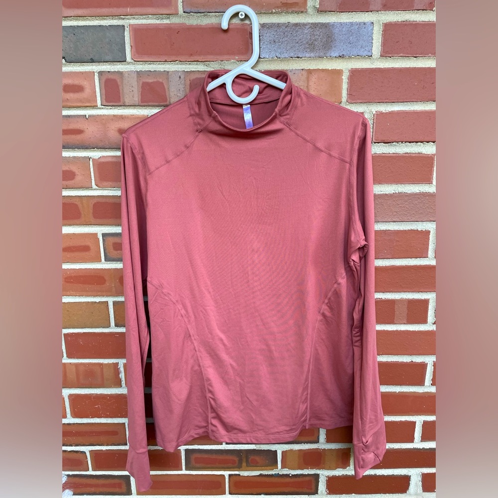 Fabletics Long Sleeve Workout Top